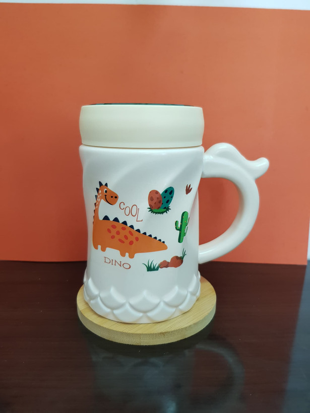 ماگ سرامیکی در دار آینه ای طرح دایناسور Dino وارداتی ۳۸۰ میل